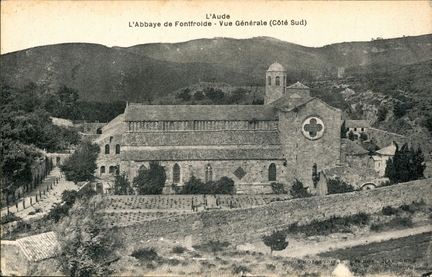 Carte postale de l'abbaye de Sainte-Marie de Fontfroide