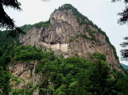 Fond en 386 ?, le Monastre de Sumela se situe dans la province de Trabzon en Turquie