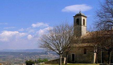 église de Lacoste en Vaucluse