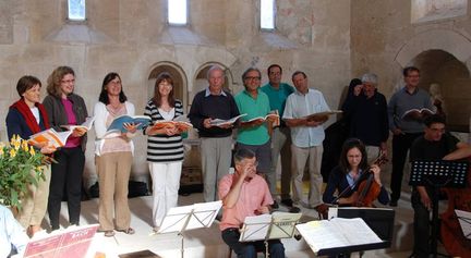 Concert de GAUDETE à l'abbaye Saint-Hilaire - répétition