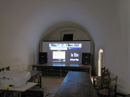 2012 09 16 - Projection du film "3 Villages 3 Histoires" à l'abbaye Saint-Hilaire - Vaucluse