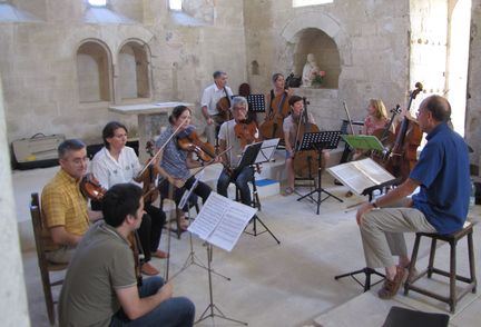 2012 09 16 Répétition des cordes à l'abbaye Saint-Hilaire - Vaucluse