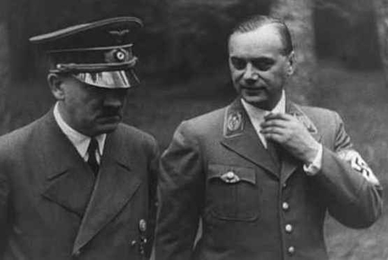 Adolf Hitler et Alfred Rosenberg