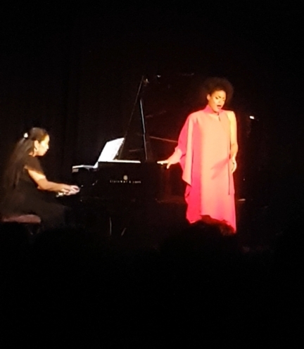 2024.10.05 - Maison du Livre et de la Culture de Bonnieux - Concert d'Axelle Saint-Cirel, Mezzo-soprano et Mao Hayakawa, piano