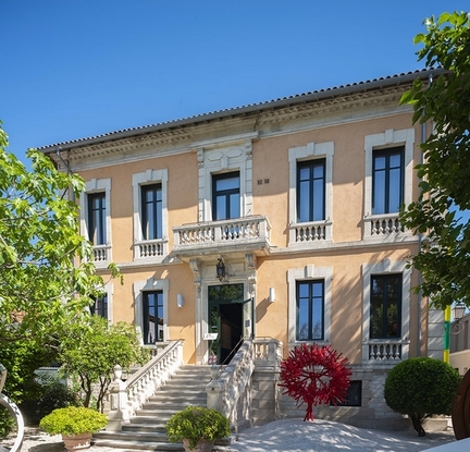L'Isle-sur-La-Sorgue: Villa Datris