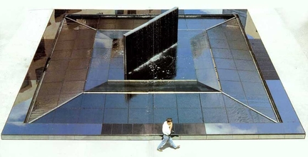 Toulon, place Besagne, sculpture-Fontaine, René Guiffrey, 1990-1993