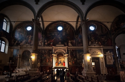 Retable de San Zaccaria dans le contexte de son autel d'origine (1505), huile sur bois transferrée sur toile, 402 x 273 cm, église de San Zaccaria, Venise - Italie